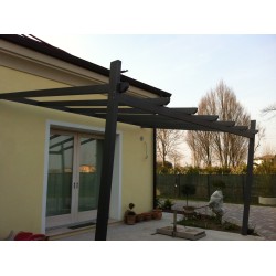 tettoia con tenda scorrevole 